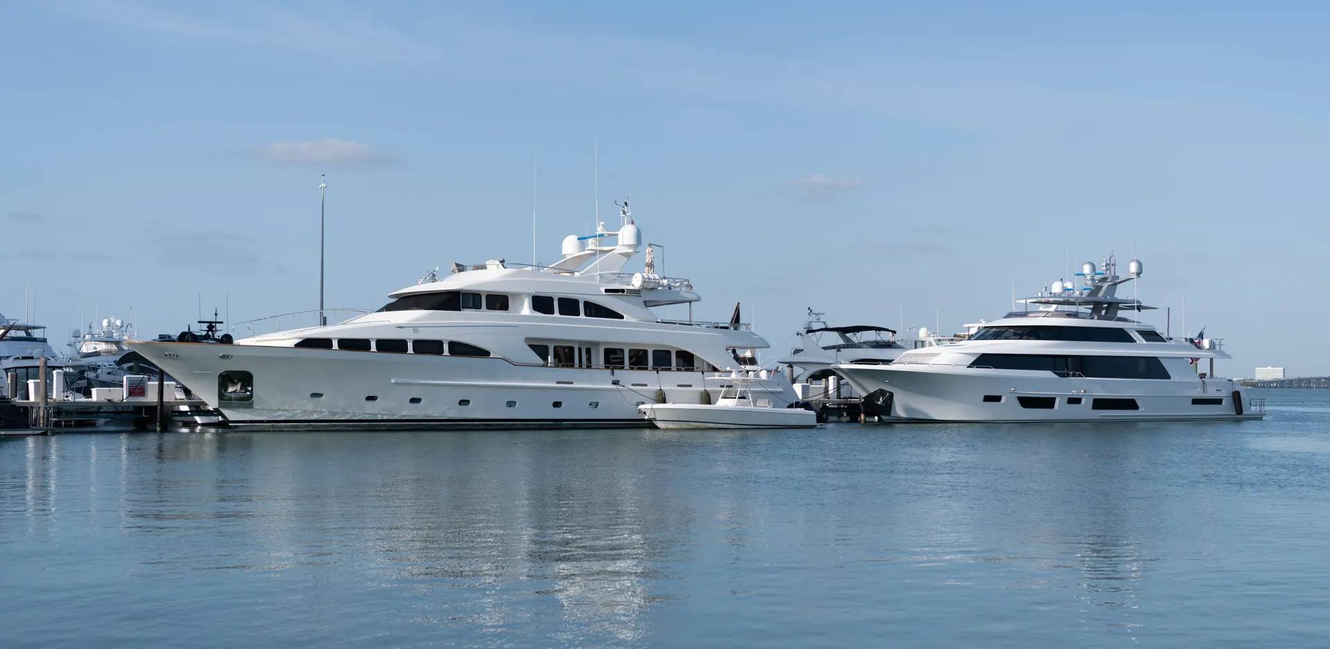 Yacht marina