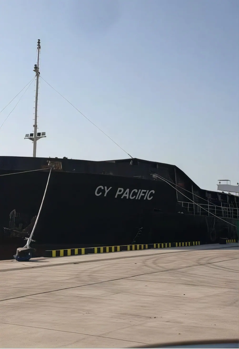 CY Pacific self-propelled barge
